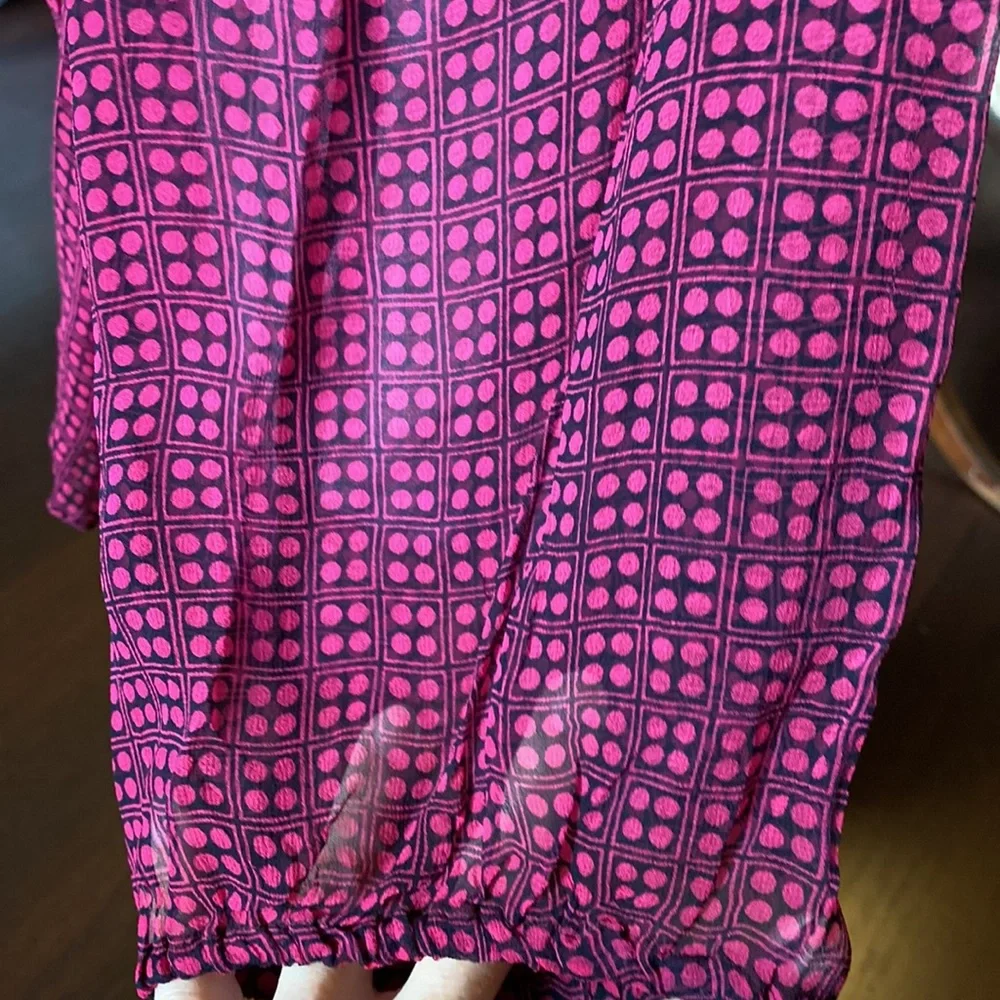 CHICOS (?) vibrant and sheer top with mandarin collar. No tags - believe size XL - Picture 7 of 7